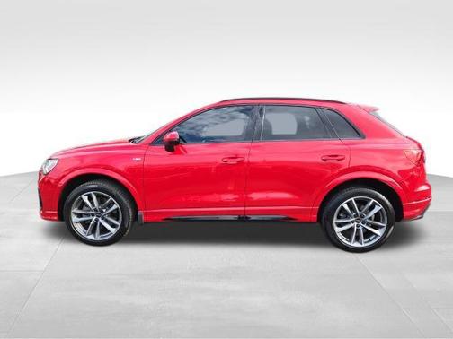 2024 Audi Q3 45 S line Premium Plus
