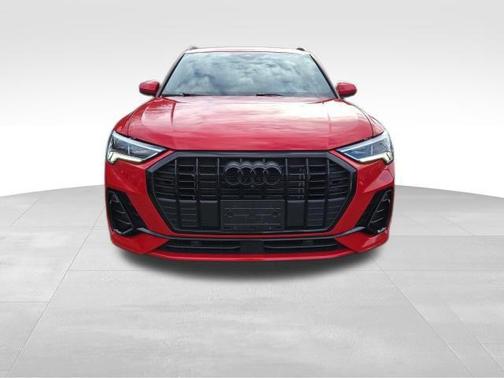 2024 Audi Q3 45 S line Premium Plus