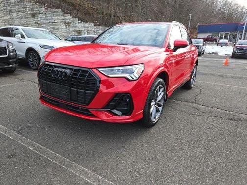 2024 Audi Q3 45 S line Premium Plus