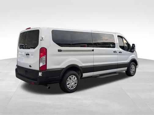 2022 Ford Transit-350 XLT