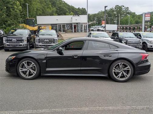 2022 Audi e-tron GT Premium Plus