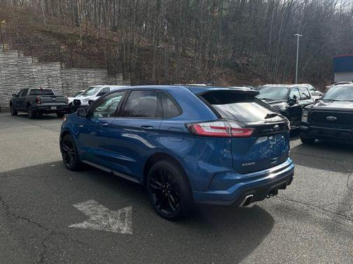 2020 Ford Edge ST