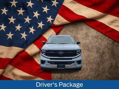 GLACIER GRAY MET TRI-COAT 2026 Ford Expedition Platinum