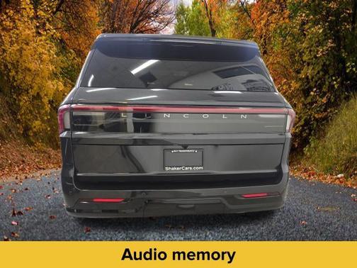 2025 Lincoln Navigator Reserve