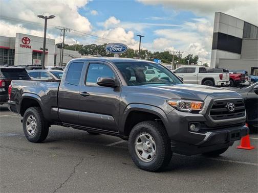 2017 Toyota Tacoma SR5