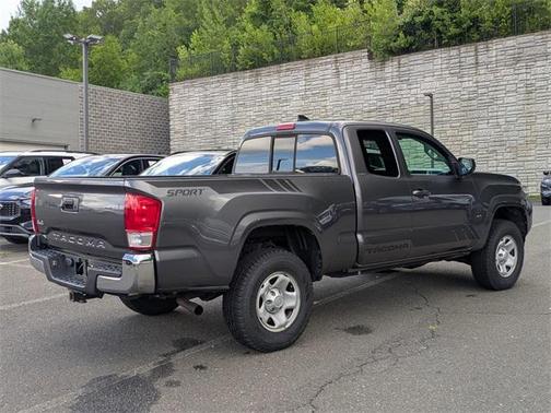 2017 Toyota Tacoma SR5
