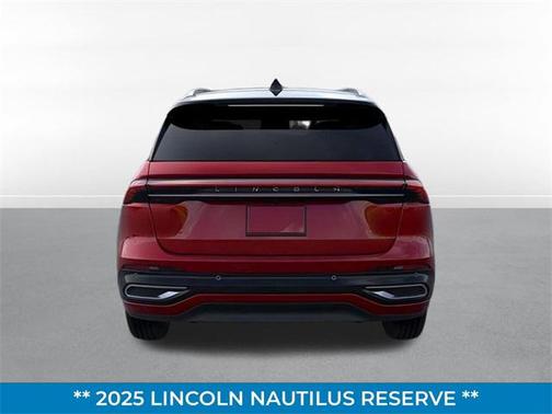 2025 Lincoln Nautilus Reserve
