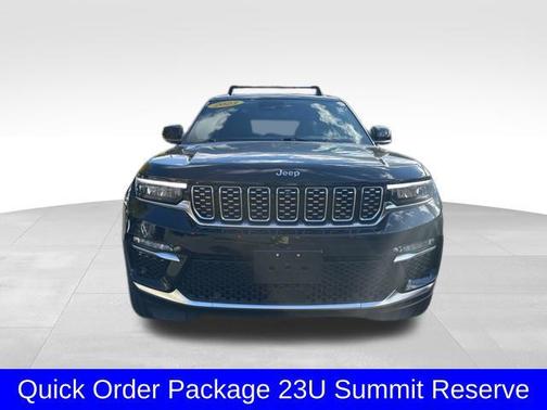 2023 Jeep Grand Cherokee Summit