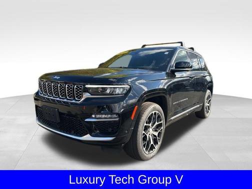 2023 Jeep Grand Cherokee Summit