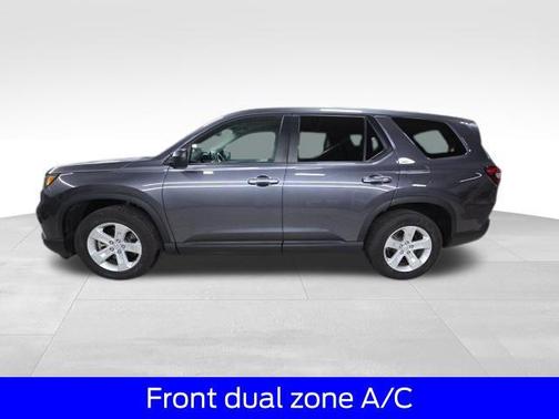 2023 Honda Pilot AWD LX