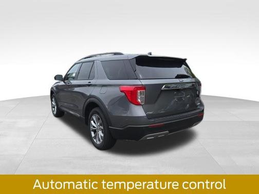 CARBONIZED GRAY METALLIC 2023 Ford Explorer XLT