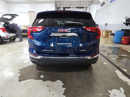 2021 GMC Terrain SLT