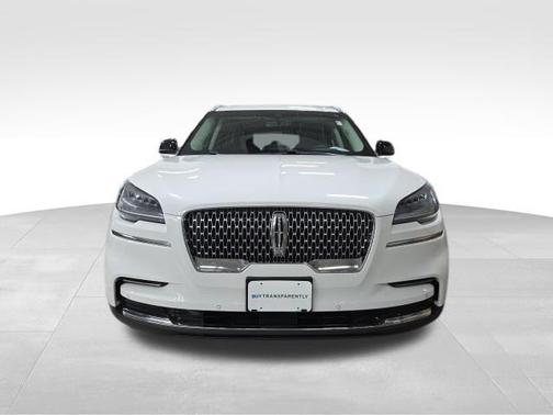 2023 Lincoln Aviator Standard AWD