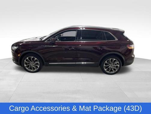 BURGUNDY VELVET MET TC 2023 Lincoln Nautilus Reserve