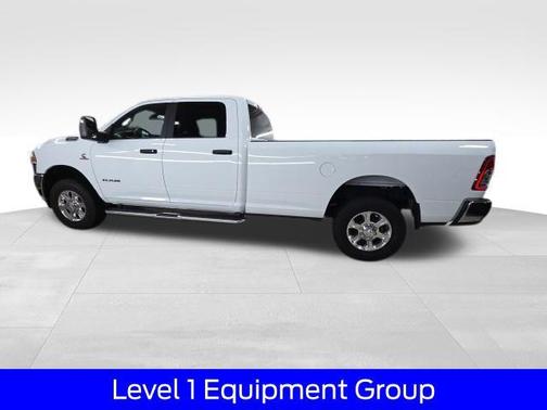 2024 RAM 3500 Big Horn Crew Cab 4x4 8' Box