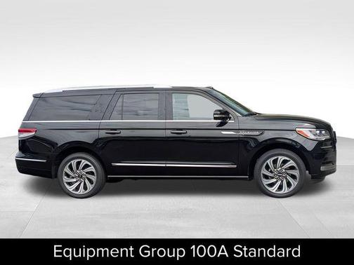 2024 Lincoln Navigator Premiere