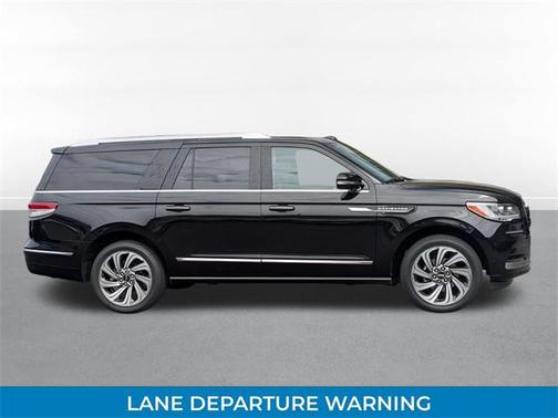 2024 Lincoln Navigator Premiere