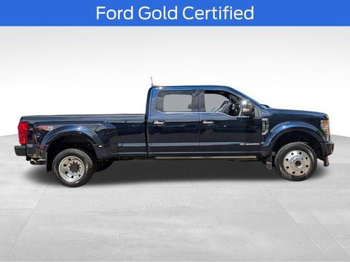 2022 Ford F-450 Platinum