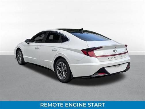 2022 Hyundai SONATA SEL