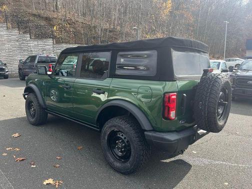 2022 Ford Bronco Black Diamond
