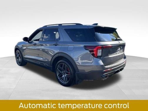 CARBONIZED GRAY METALLIC 2025 Ford Explorer ST