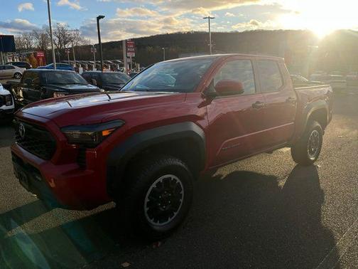 2024 Toyota Tacoma TRD Off Road