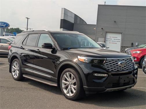2023 Ford Explorer Platinum