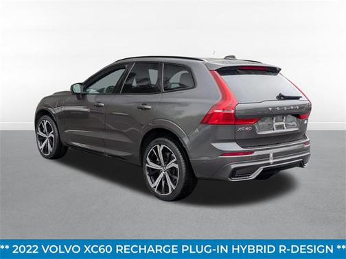 2022 Volvo XC60 Recharge Plug-In Hybrid T8 R-Design