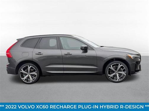 2022 Volvo XC60 Recharge Plug-In Hybrid T8 R-Design