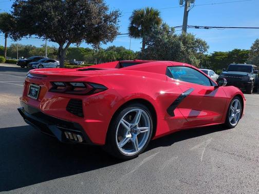 2025 Chevrolet Corvette Stingray w/3LT