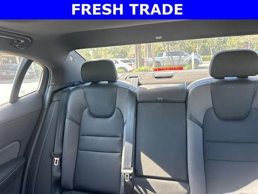 2024 Volvo S60 B5 Plus Black Edition