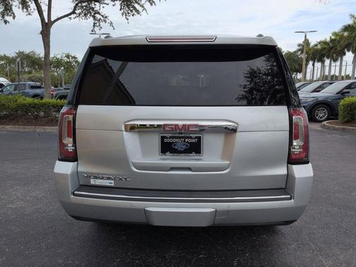 Quicksilver Metallic 2020 GMC Yukon XL Denali