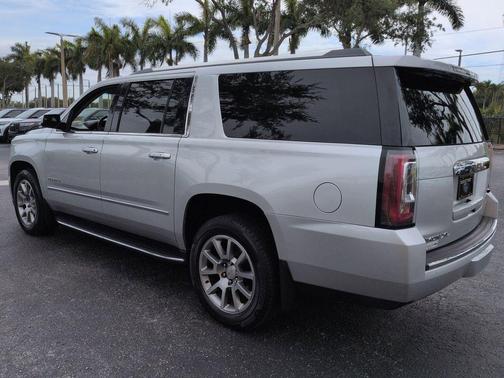 Quicksilver Metallic 2020 GMC Yukon XL Denali