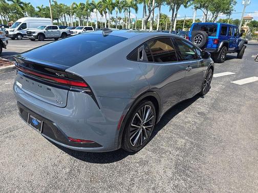 Guardian Gray 2023 Toyota Prius XLE