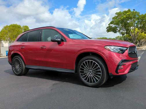 2025 Mercedes-Benz GLC 300 4MATIC