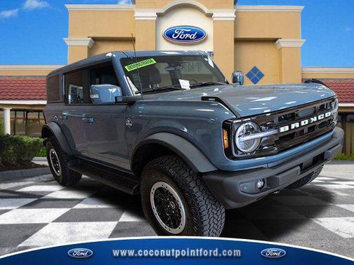 AZURE GRAY MET TRI-COAT 2025 Ford Bronco Outer Banks