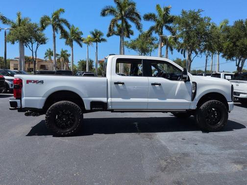 STAR WHITE 2024 Ford F-250 Limited