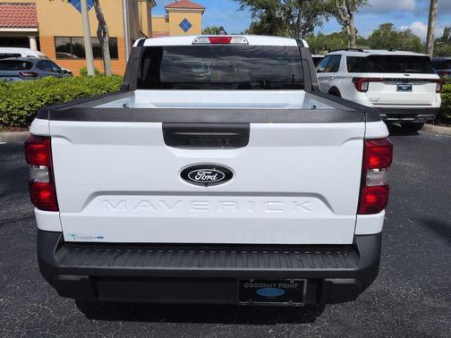 OXFORD WHITE 2026 Ford Maverick XL