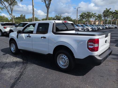 OXFORD WHITE 2026 Ford Maverick XL