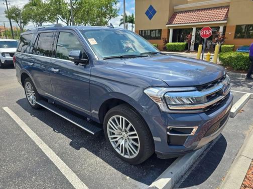 BLUE TINTED CLEARCOAT 2023 Ford Expedition Limited