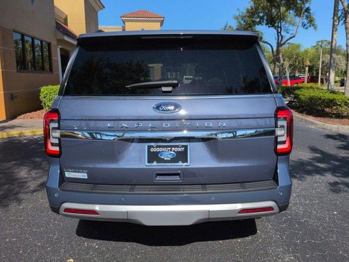 BLUE TINTED CLEARCOAT 2023 Ford Expedition Limited