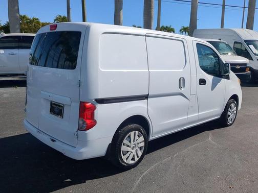 2017 Nissan NV200 SV