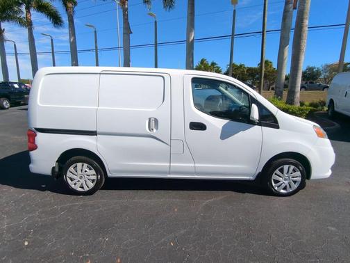 2017 Nissan NV200 SV