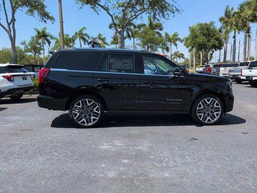 Agate Black Metallic 2026 Ford Expedition Platinum