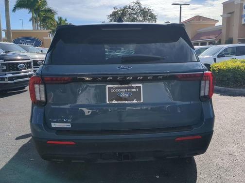 2026 Ford Explorer Active w/200A Pkg