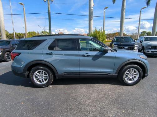 VAPOR BLUE 2026 Ford Explorer Active w/200A Pkg