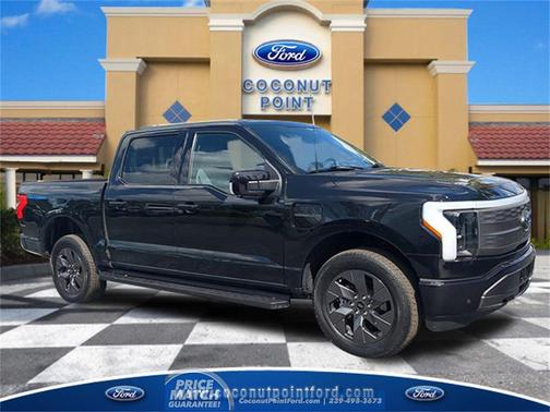 AGATE BLACK METALLIC 2023 Ford F-150 Lightning LARIAT Truck