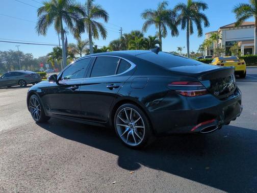 2023 Genesis G70 3.3T RWD