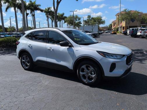 SPACE SILVER METALLIC 2026 Ford Escape ST-Line