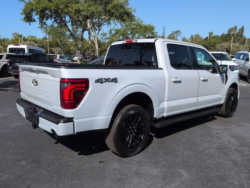 SPACE WHITE METALLIC 2025 Ford F-150 Lariat